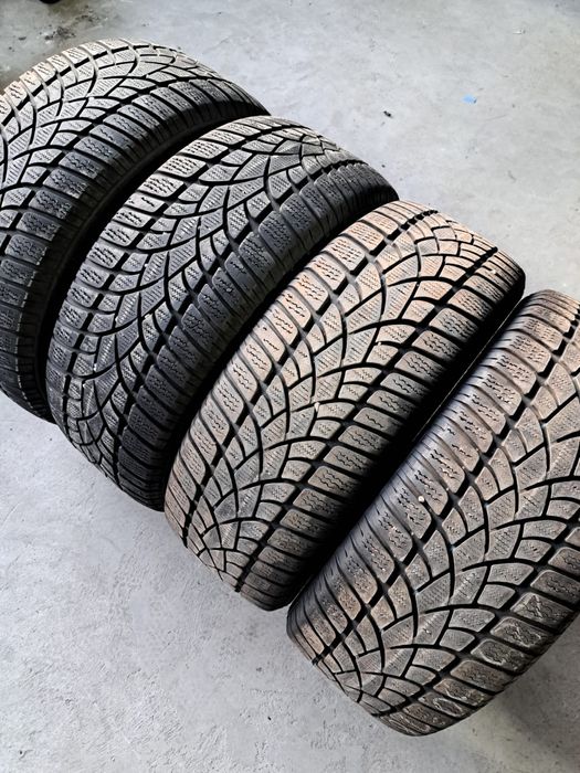 4 anvelope iarnă 225 50 r18 Dunlop