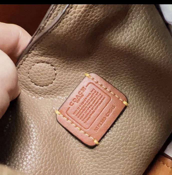 Уникална дамска чанта Coach