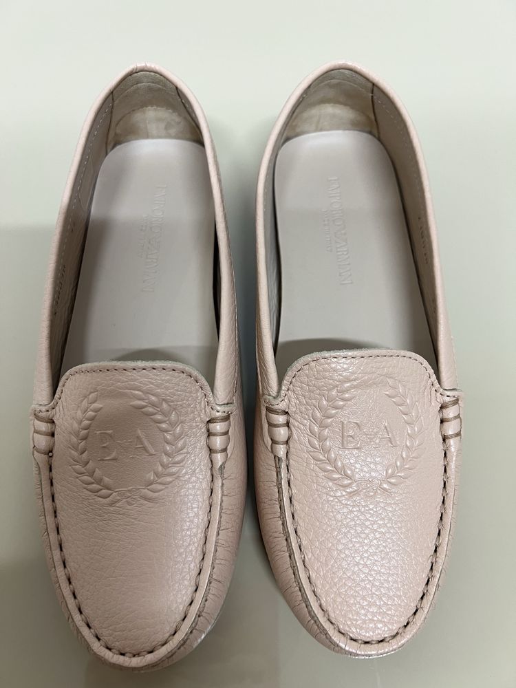 Vand pantofi, mocasini, EMPORIO ARMANI,din piele , mar 36