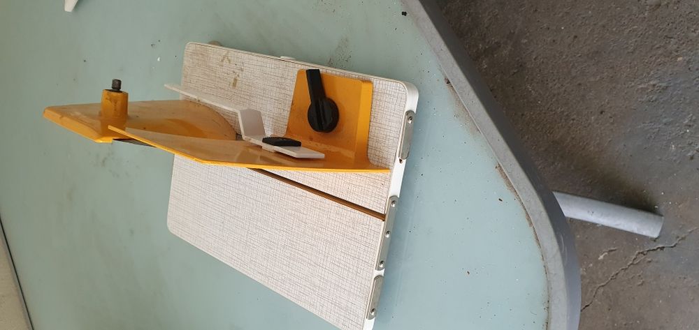 Резачка за хляб и колбаси