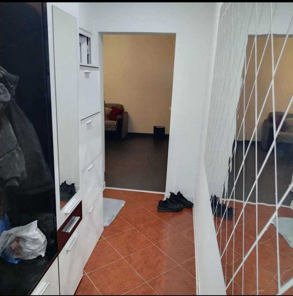 Продава се Тристаен апартамент в Драгоман - 60 кв.м за 2084 €/кв.м - Снимка #2
