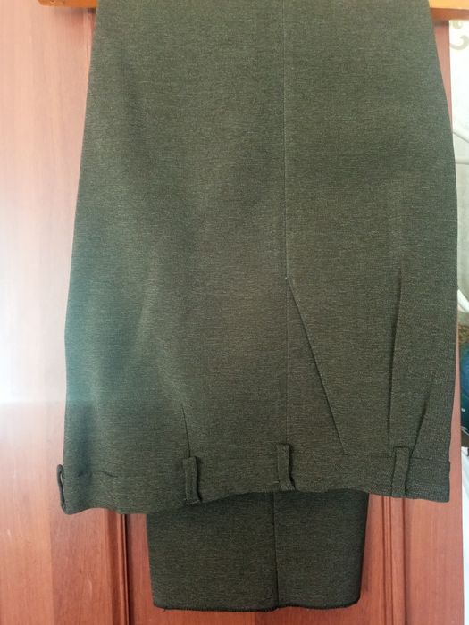 Erkaklar kostyum shimi. Yangi.