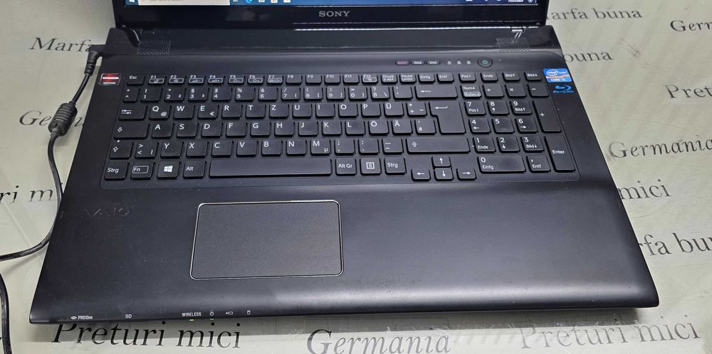 Laptop core i5 - Sony SVE17E13M 17 inch - functional,instalat
