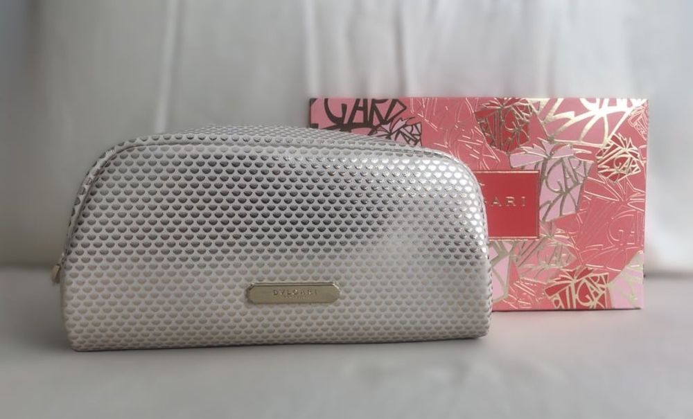 Луксозен козметичен несесер Bvlgari