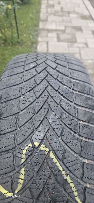 Anvelope Iarna Bridgestone 215 65 17