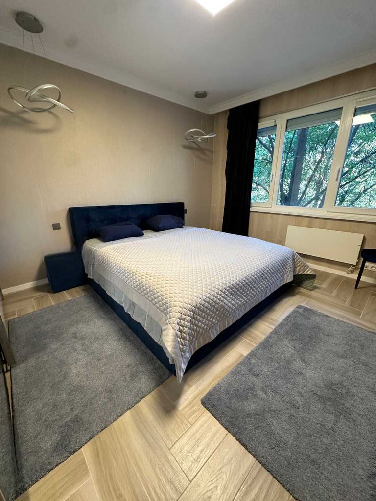 Дава се под наем Тристаен апартамент в София, Лозенец - 118 кв.м за 918 € - Снимка #7