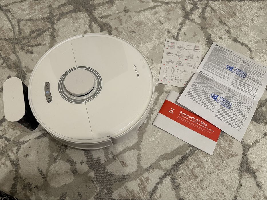 Продам робот-пылесос в идеальном состоянии