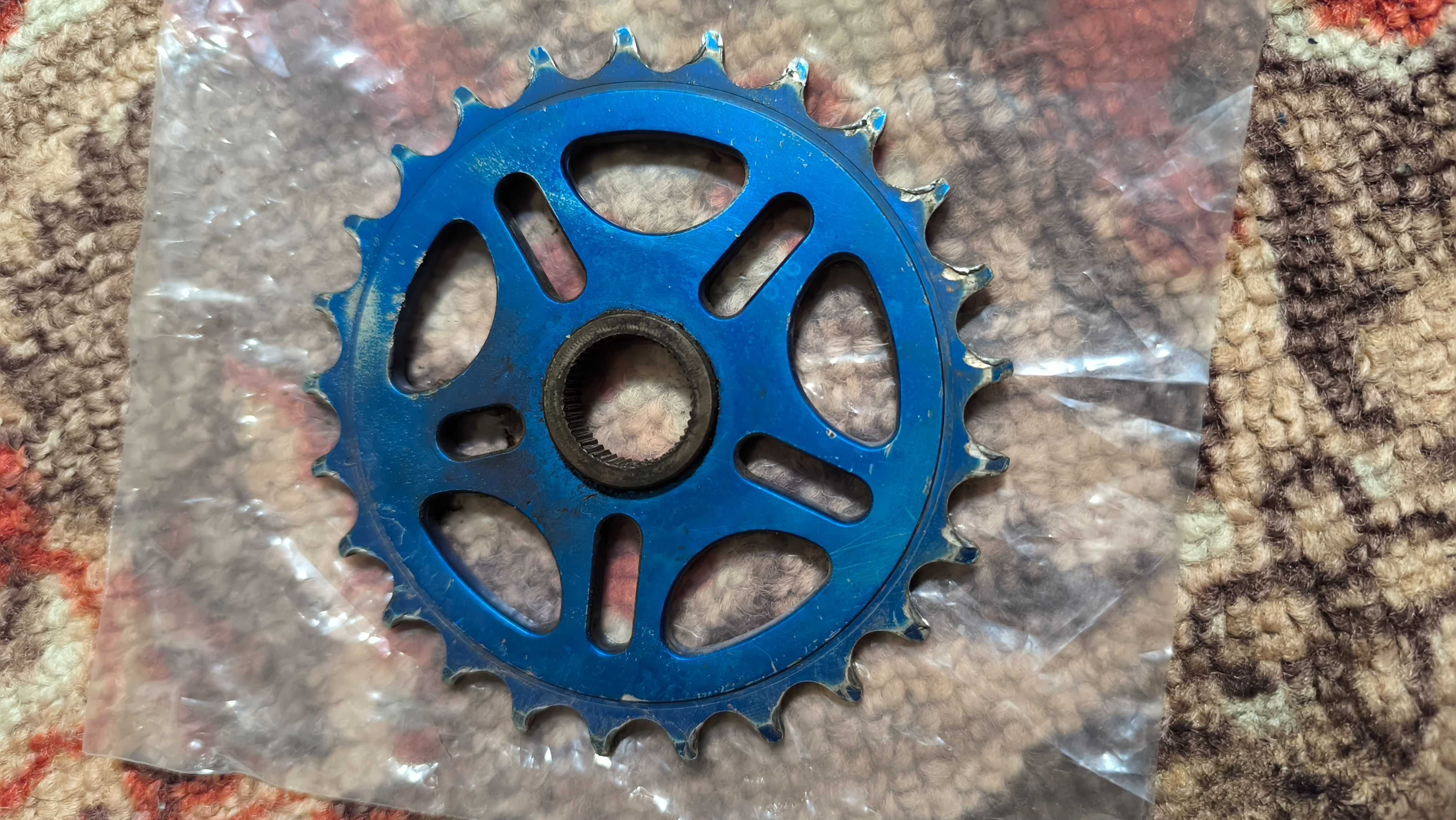 Продам запчасти на BMX