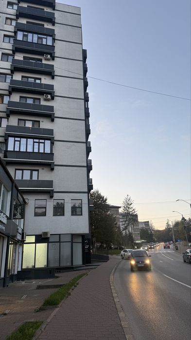 Spatiu comercial vis a vis de Hotel Balada