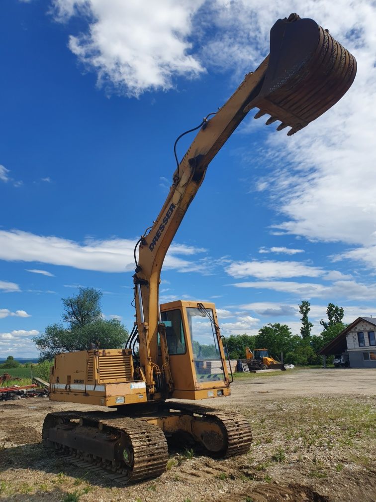 Excavator 15 t. Comenzi Joistik. Cilindri Noi, Schimb Terenuri= 10700€