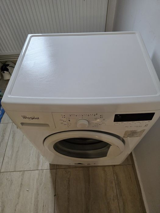 Mașină de spălat Whirlpool 7 kg, 6th Sense, funcționează perfect!