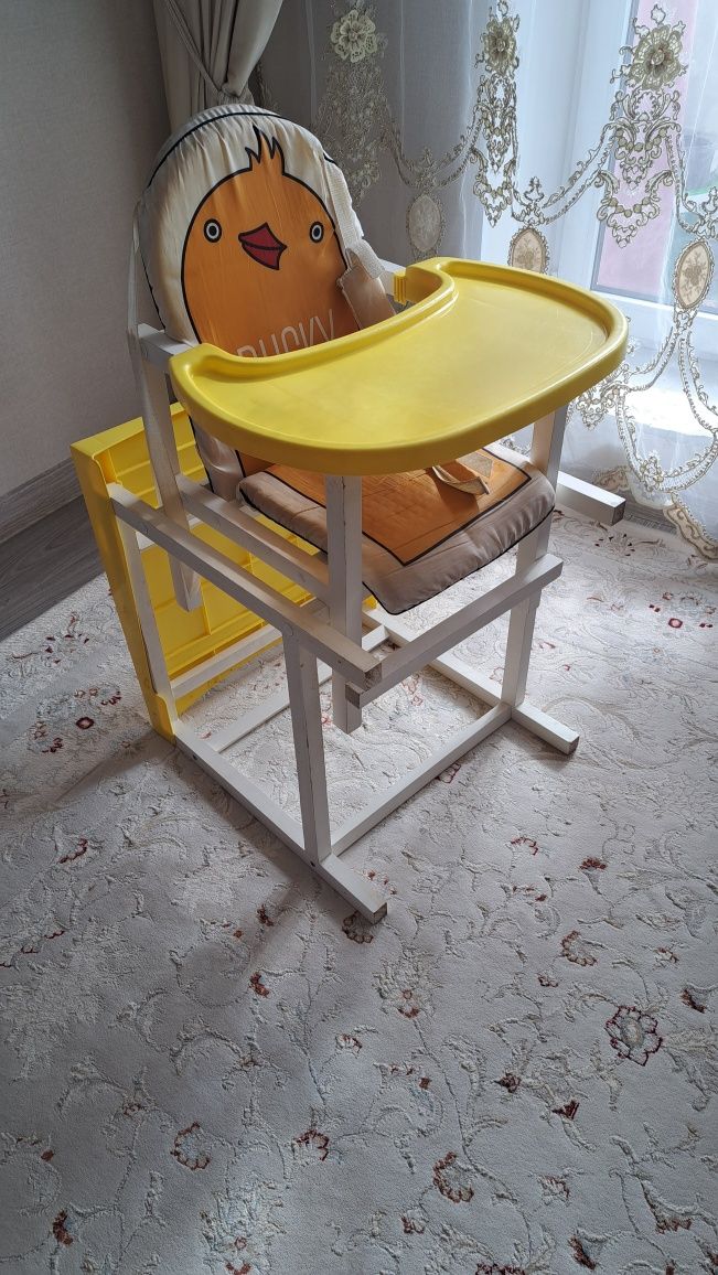 Коляска и стульчик