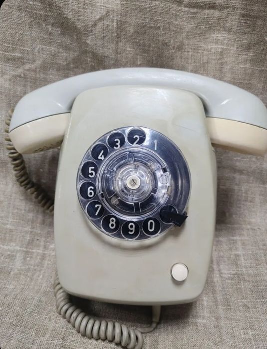 Продам домашний телефон СССР винтаж