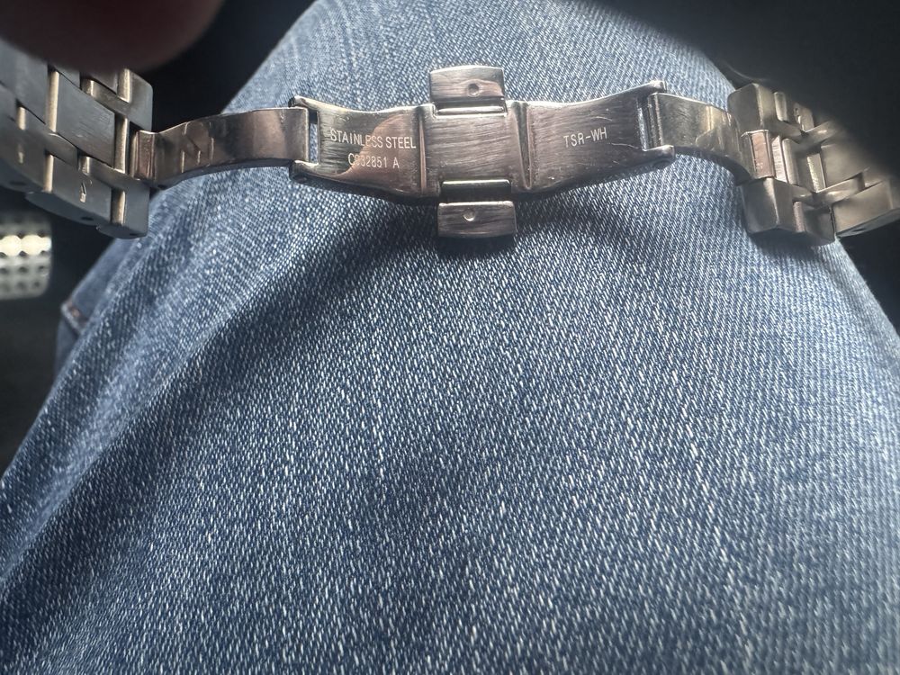 Продавам часовник Certina DS Action Sapphire Crystal Chronometer