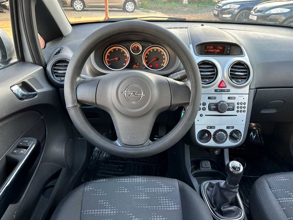 Opel Corsa D | 1.4 Benzina 87 CP | An 2012 EURO 5 | RATE | Livrare