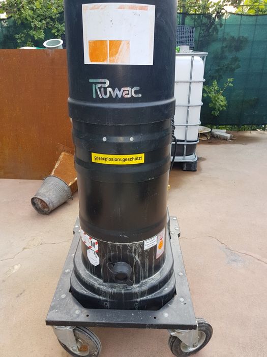 Индустриална прахосмукачка. Ruwac model DS 1220 M-EX