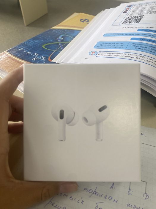Наушники Airpods новенький