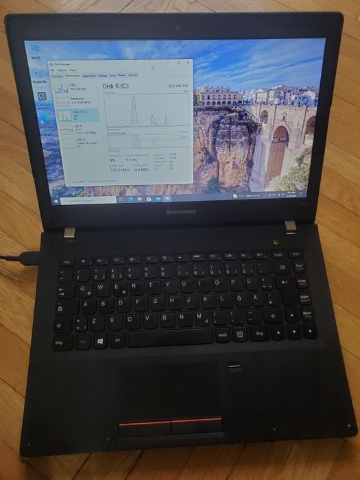 Lenovo E31 - 80 cu I5 gen 6, 8 GB RAM