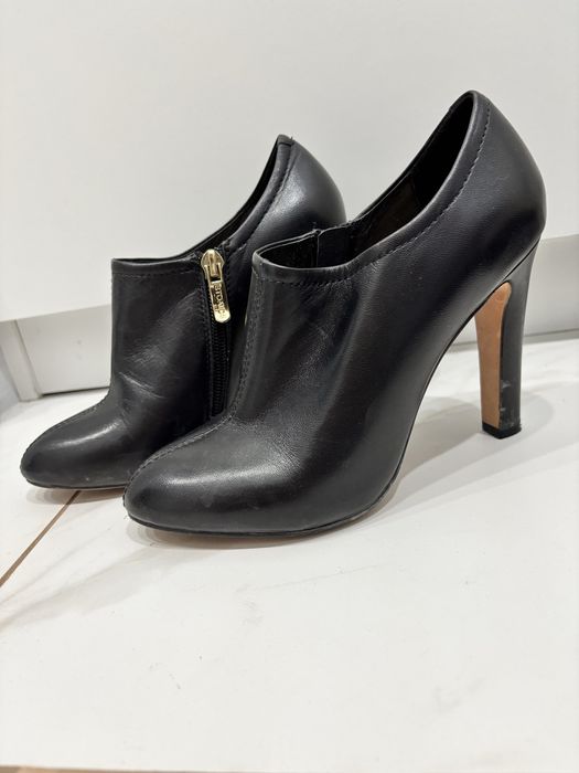 Зимние сапоги и осенние ботильоны