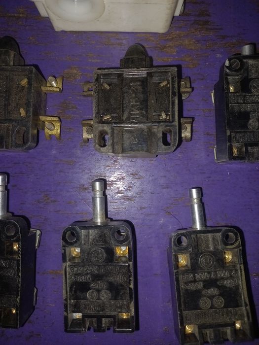 Продам б/у концевики