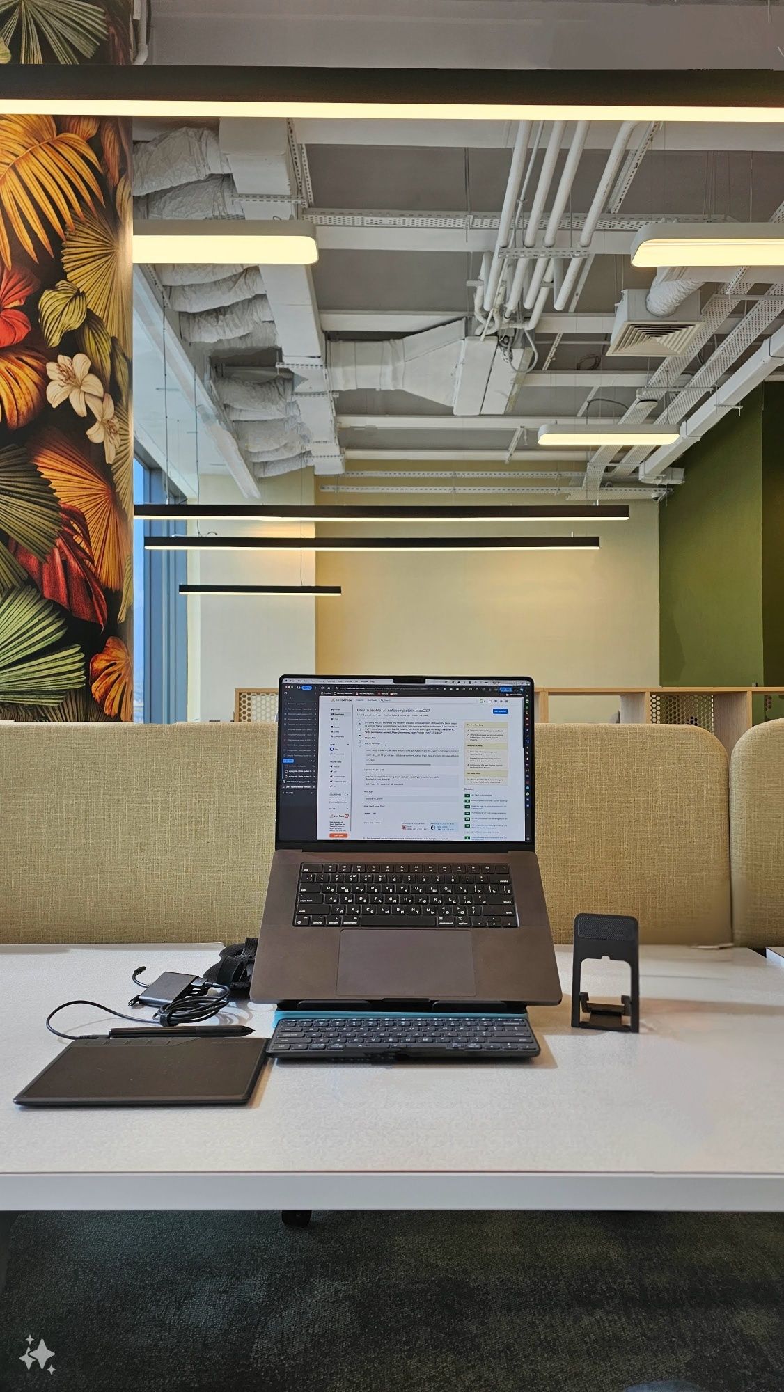 Logitech casa pop up desk Клавиатура-тачпад-подставка