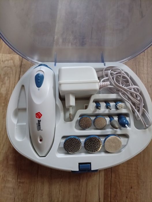 Машинка/ ел. пила за оформяне на маникюр и педикюр