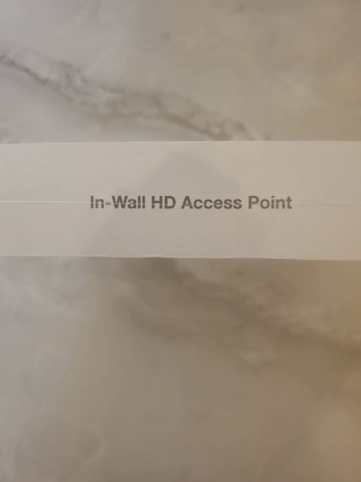 Vând amplificator range extender Ubiquiti UniFi In-Wall HD (UAP-IW-HD)