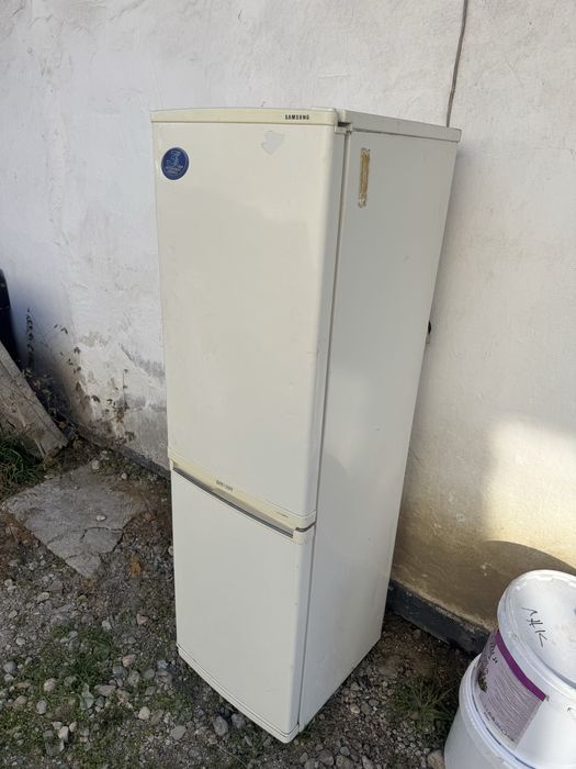 Продам бу холодильники