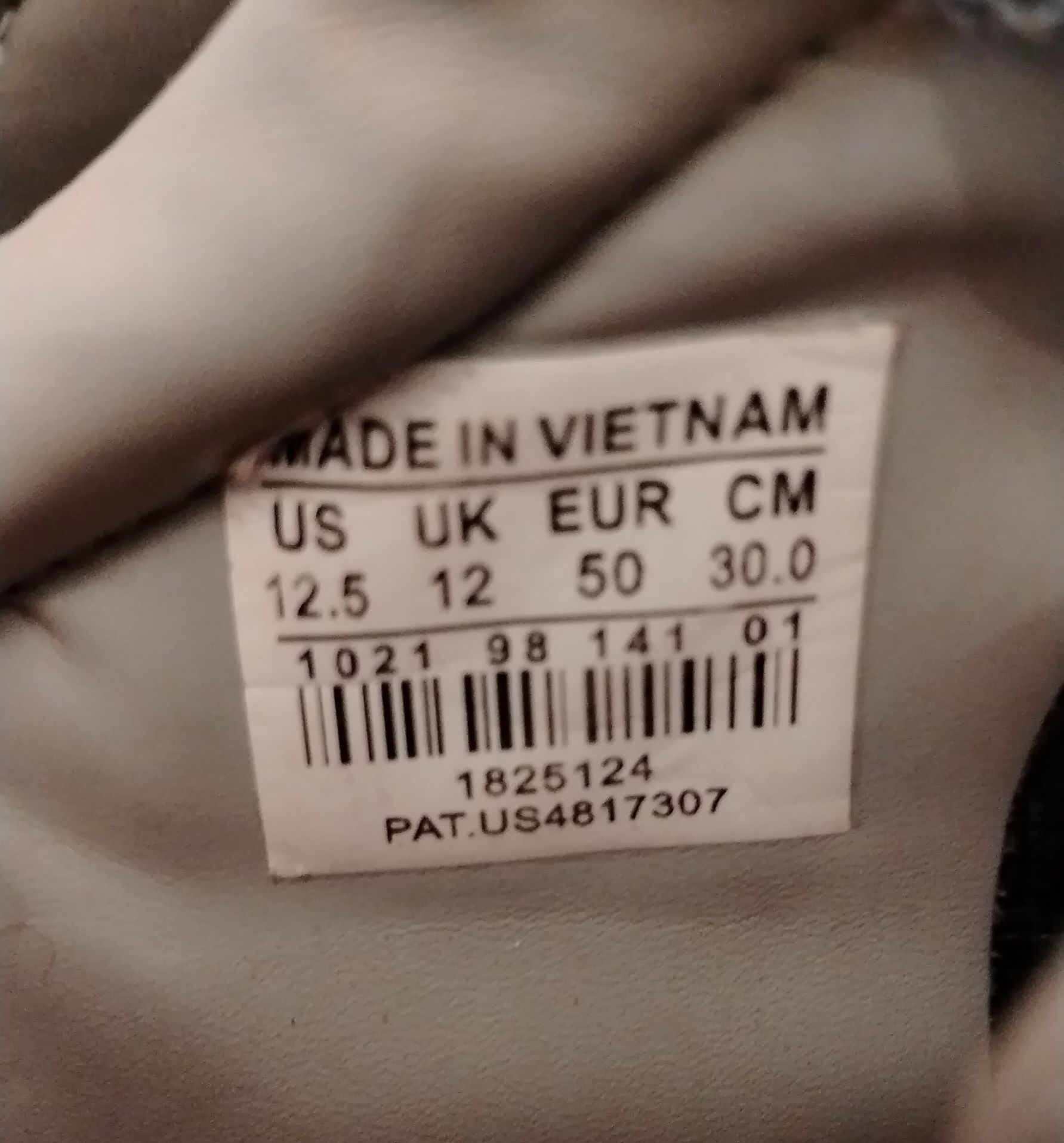 Недорого, 49 размер, красовки adidas. .