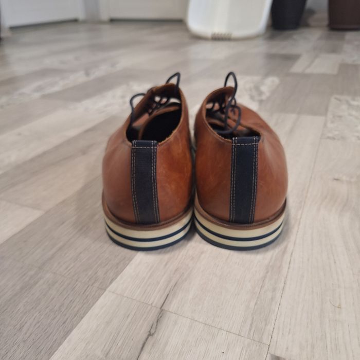 Pantofi de piele Llooyd nr 49 Made în Romania