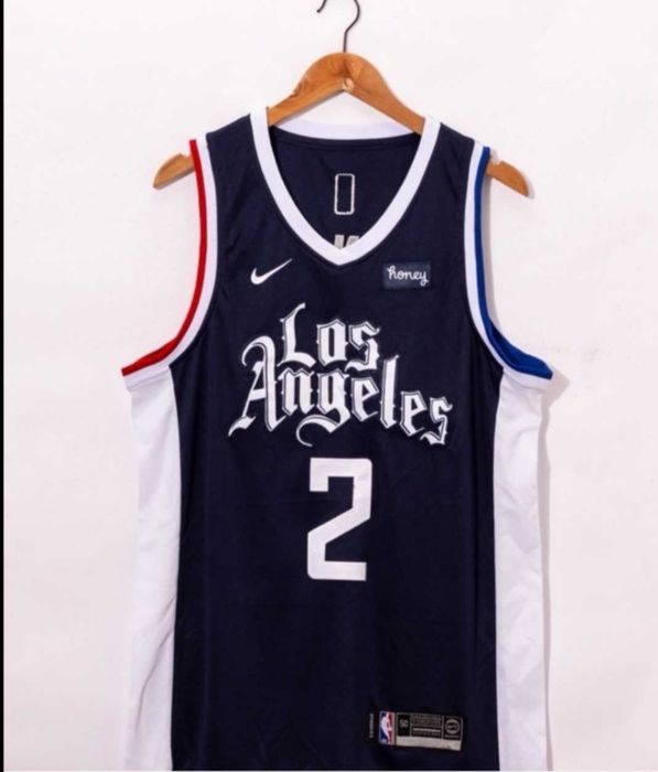 Maiouri de baschet cu Kawhi Leonard