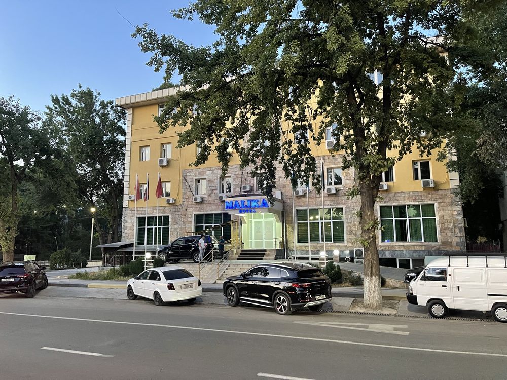 Сдаётся в аренду цоколь 250м2 вдоль дороги в хорошем месте