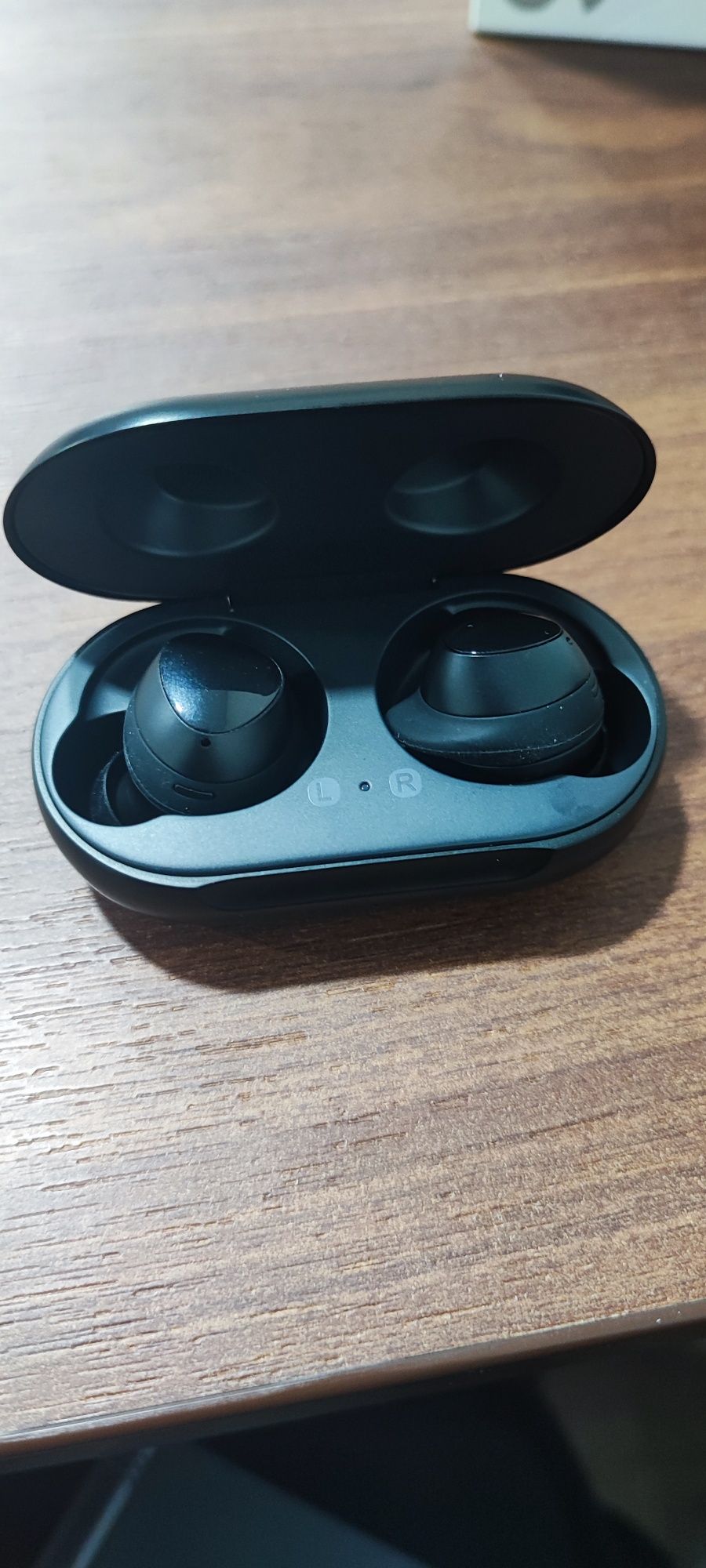 Bluetooth наушники Samsung buds R170