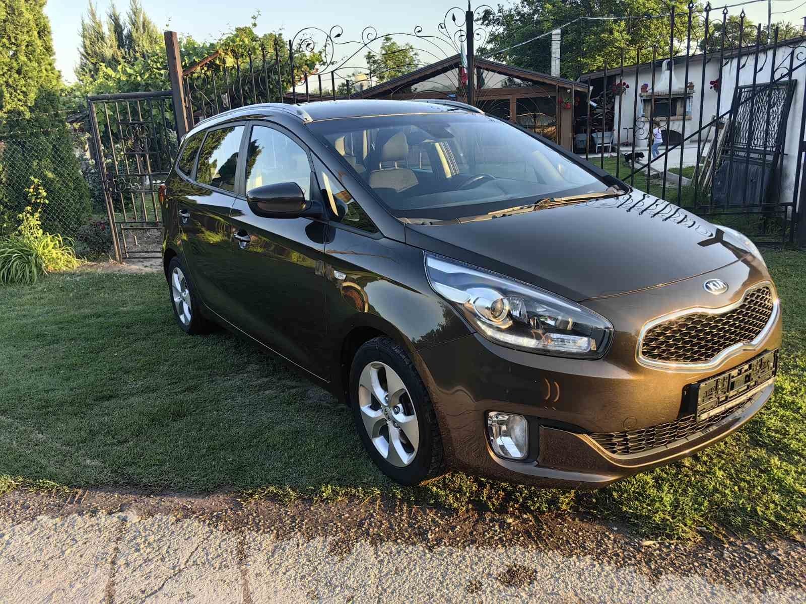 Kia Carens 1.7 CRDI 136ks