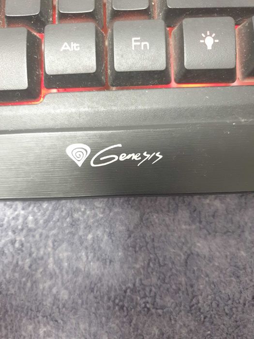 Tastatură pc Gaming Genesis  !!