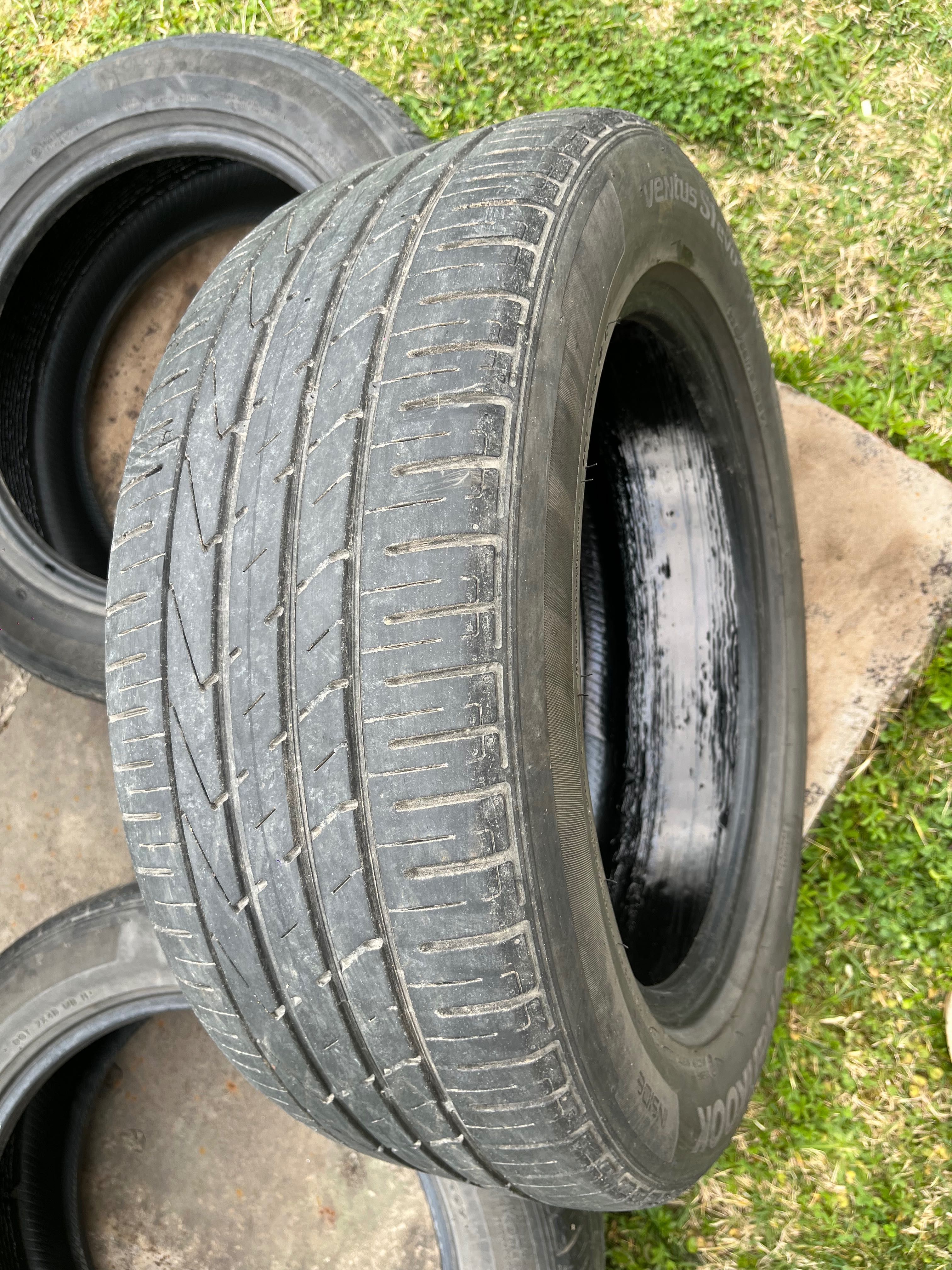 Самозалепващи летни гуми Hankook 235/55/18