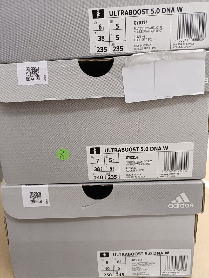 Adidas Ultraboost 5.0 DNA номер 38, 38 2/3, 40