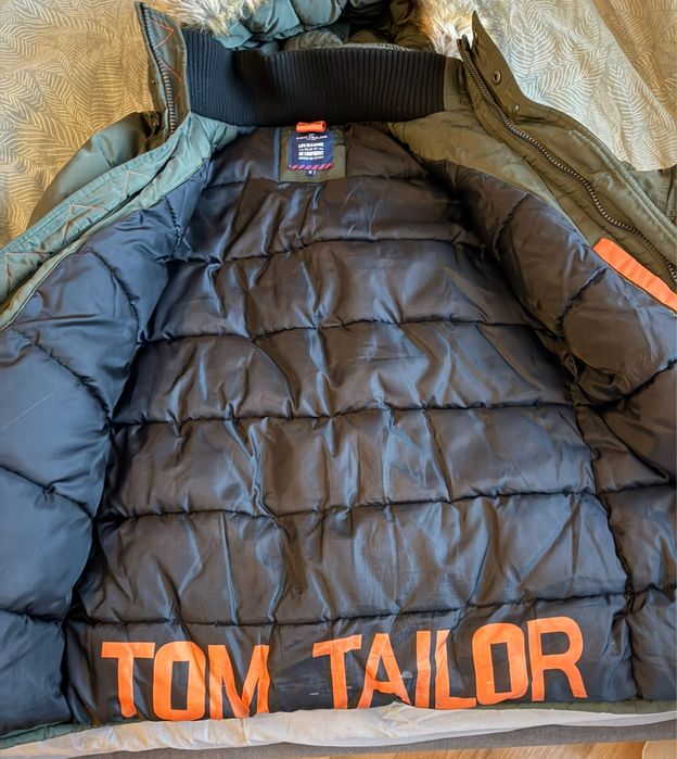 Дебела зимна шуба Tom Tailor