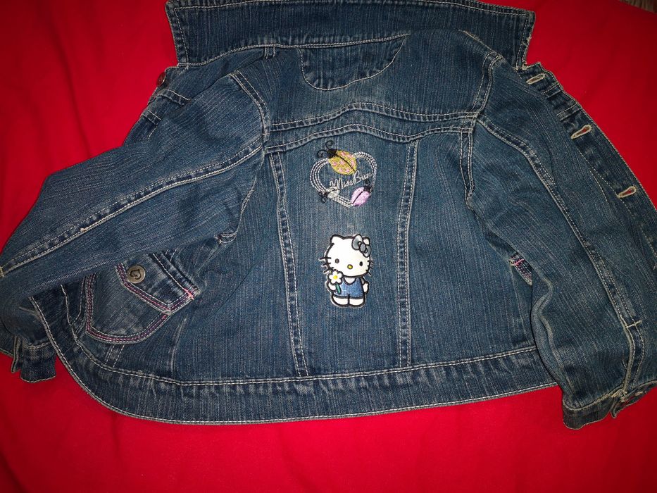 Дрехи за момиченце