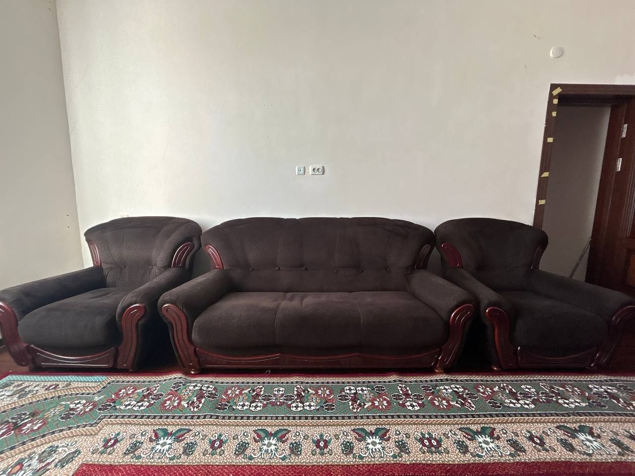 Диван кресло жагдайи жакси
