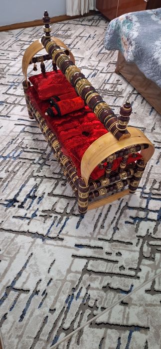 Beshik yangi srochna sotiladi