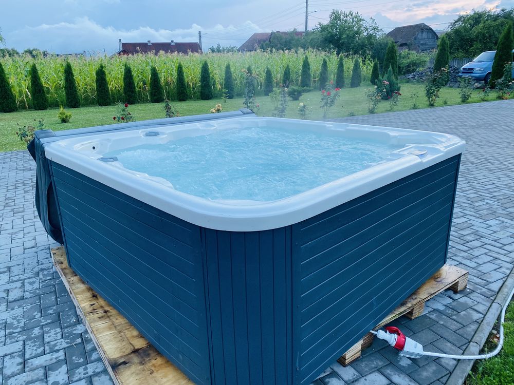 Jacuzzi pentru exterior