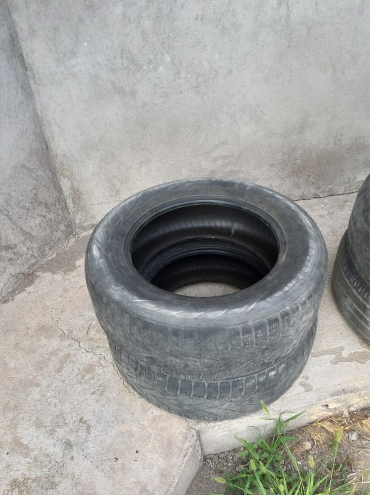 Шины летние 225/65 R17 2- штук