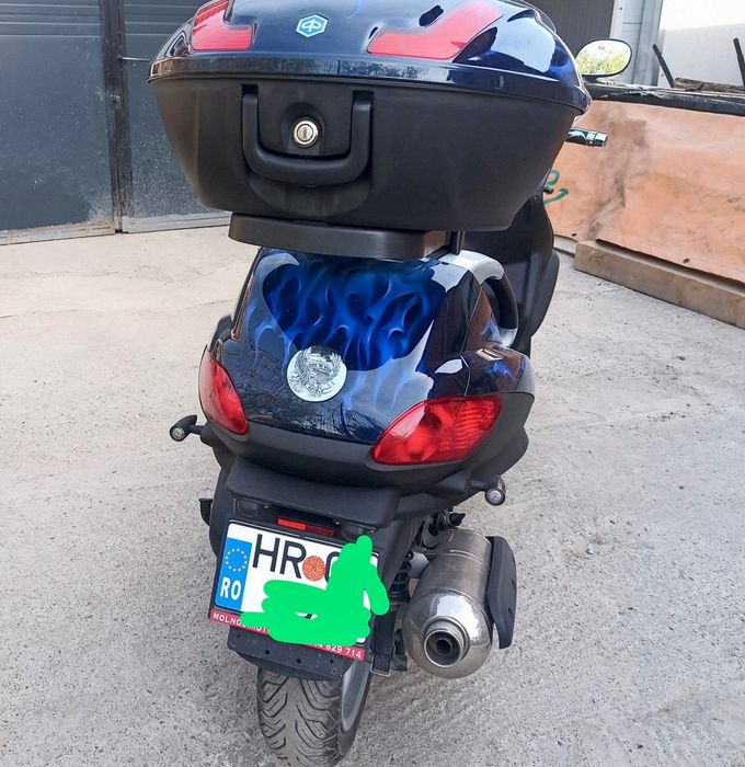Piaggio MP3 400 LT