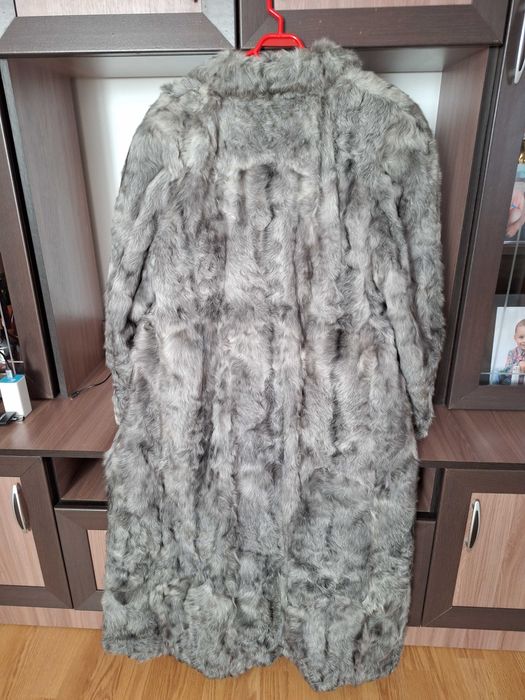 Haină din blană de ied