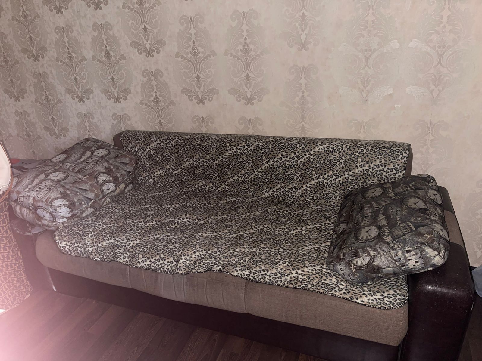 Диван в хорошом состояний