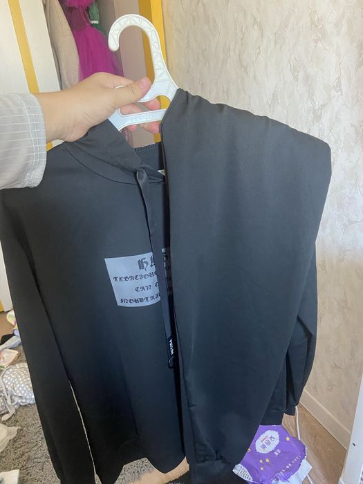 Продам костюм без начеса спортивный новый