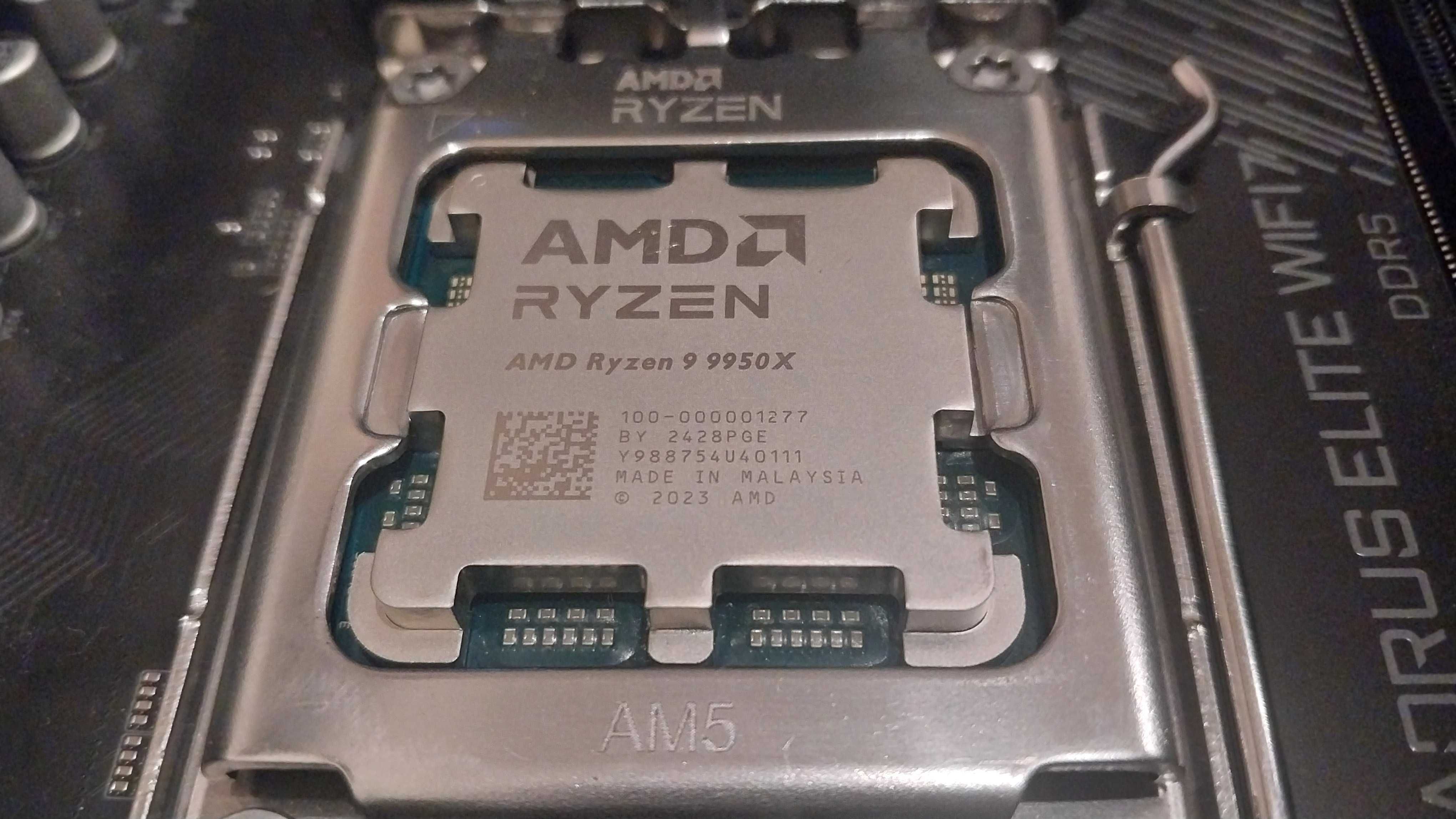 Процессор AMD Ryzen 9 9950X. Сокет AM5. Из США.