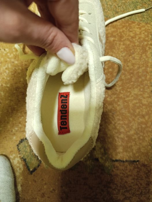 Нови кецове 38 номер