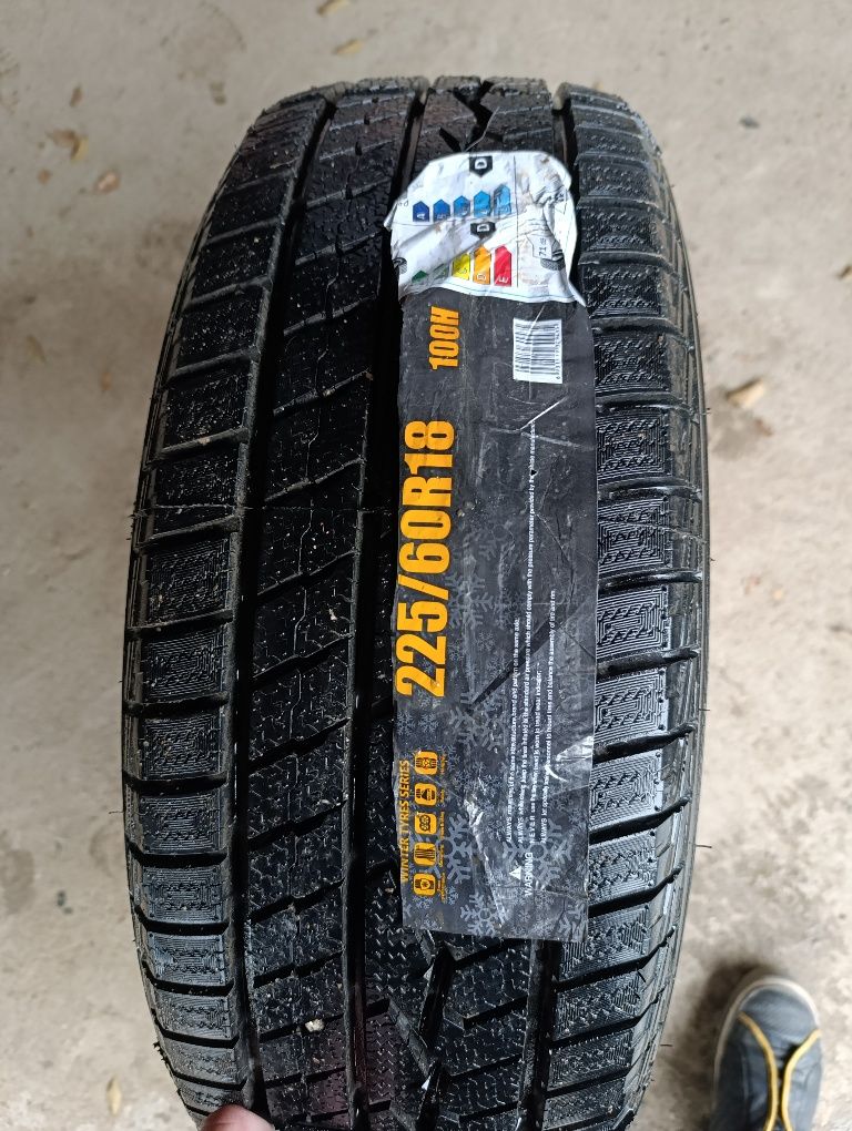 Продам зимние шины